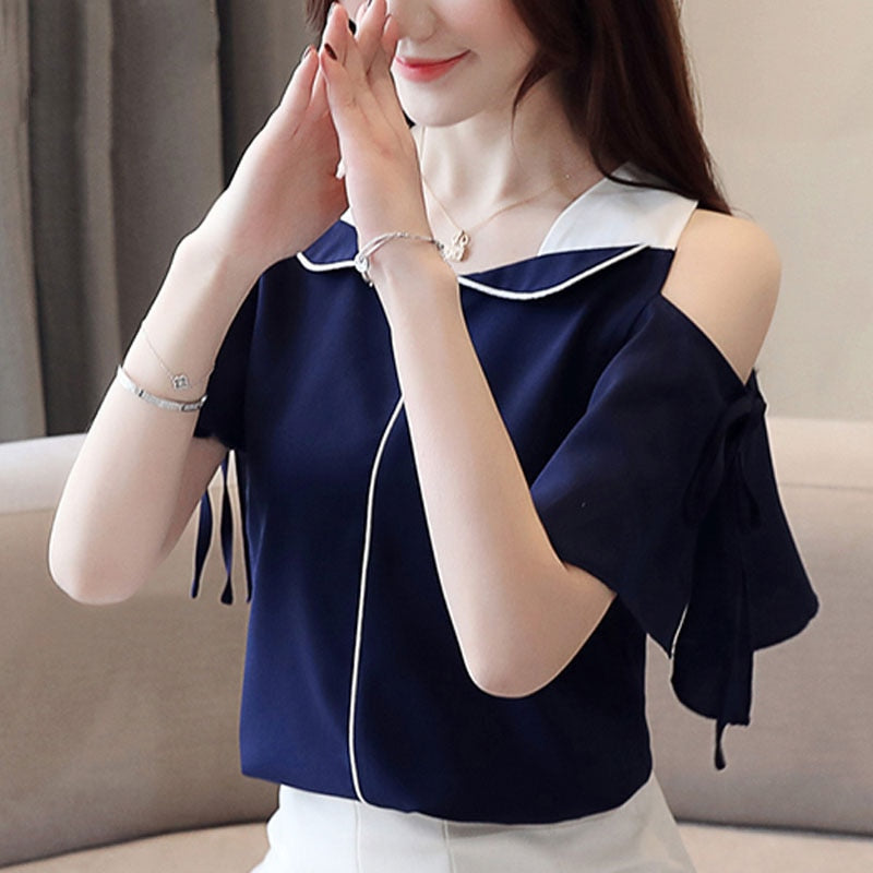 CHYLEANNA  Flare Sleeve Blouse