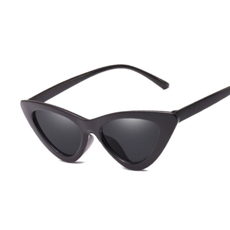 CHYLEANNA  Retro Vintage Triangular Sunglasses