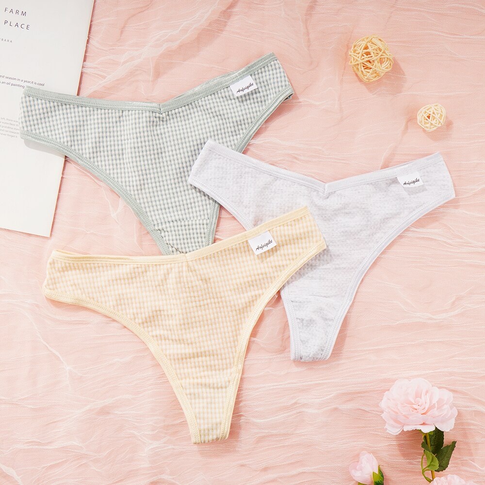 CHYLEANNA  3 Pcs/Set Cotton Dot Seamless Panties