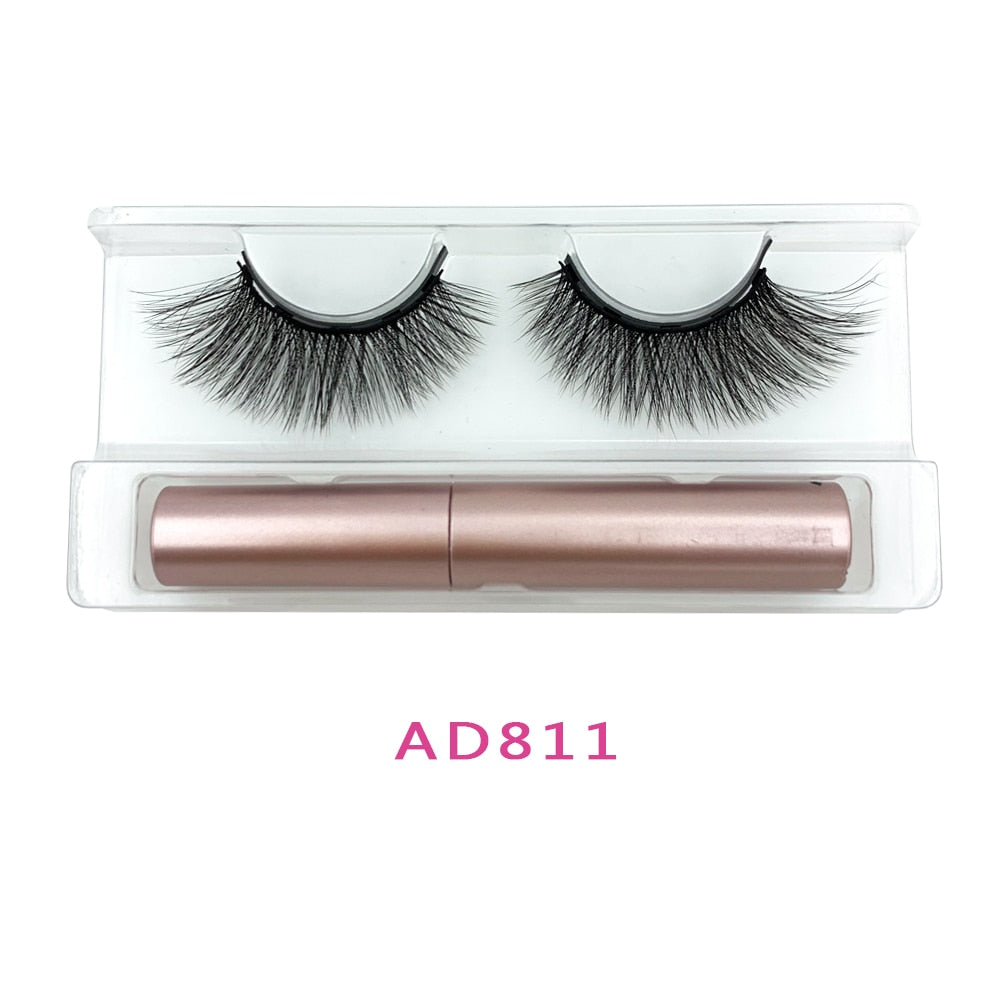 CHYLEANNA  Natural Magnetic Eyelashes With Applicator