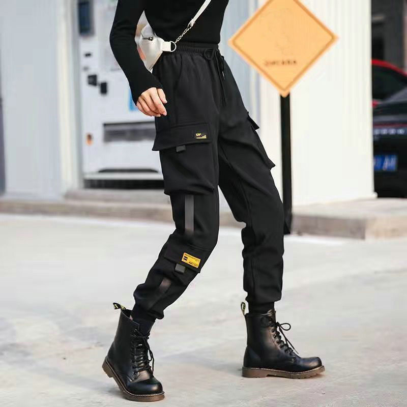 CHYLEANNA  Loose Cargo Pants