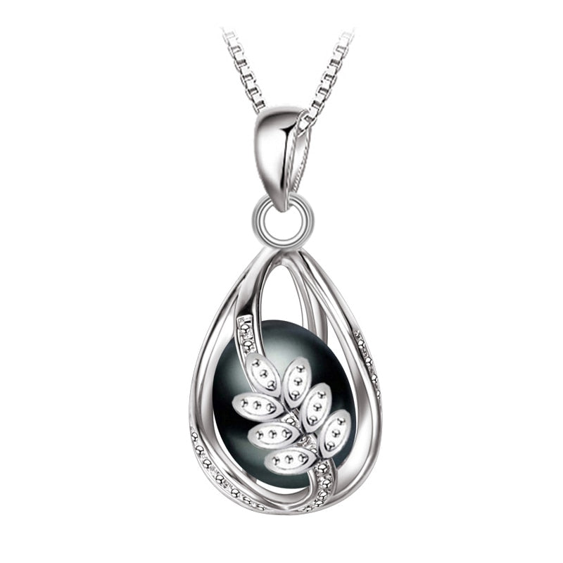 CHYLEANNA  Freshwater Pearl Pendant Cage Necklace