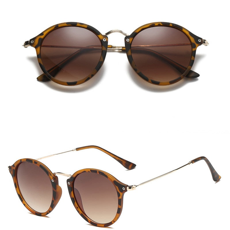 CHYLEANNA  Vintage Round Sunglasses