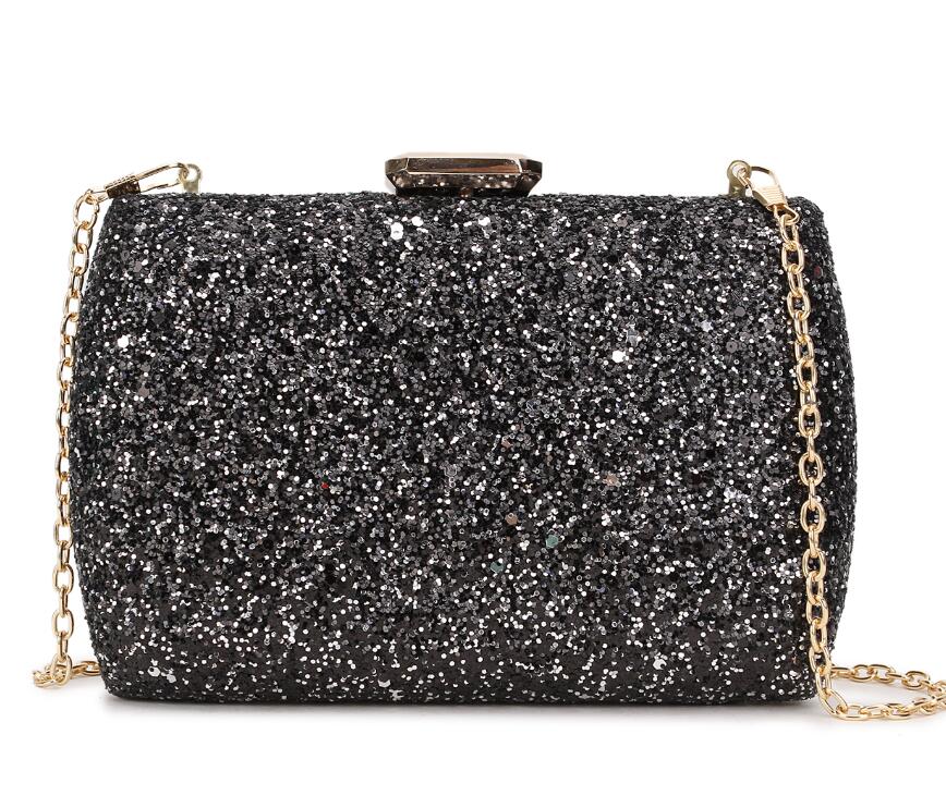 CHYLEANNA clutch met sprankelende pailletten