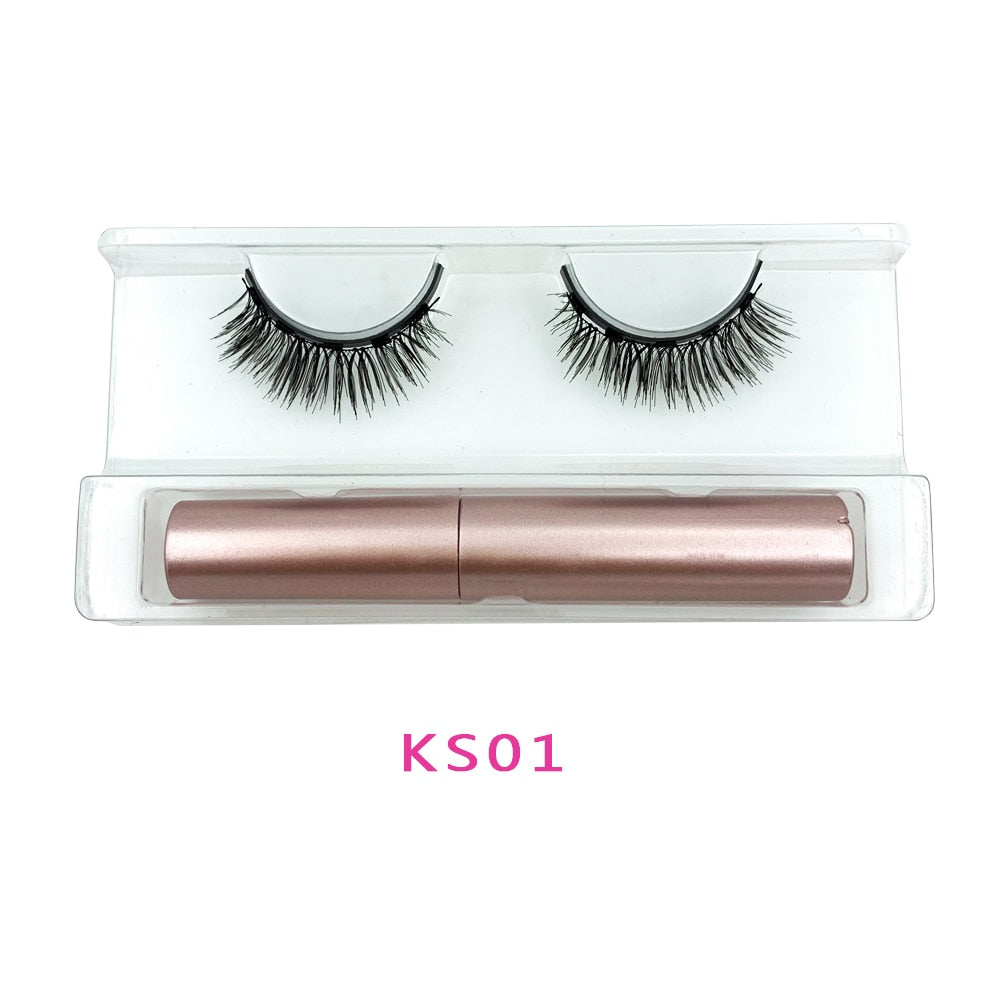 CHYLEANNA  Natural Magnetic Eyelashes With Applicator