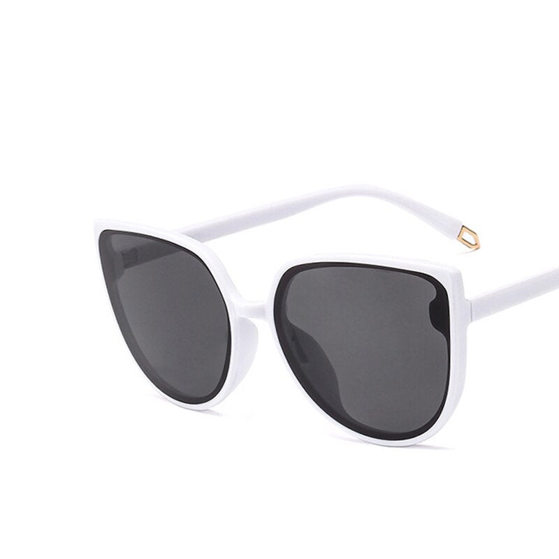 CHYLEANNA  Classic Retro Sunglasses