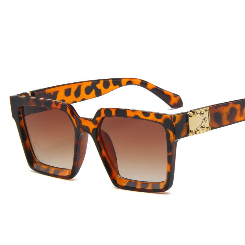 CHYLEANNA  Retro Square Sunglasses